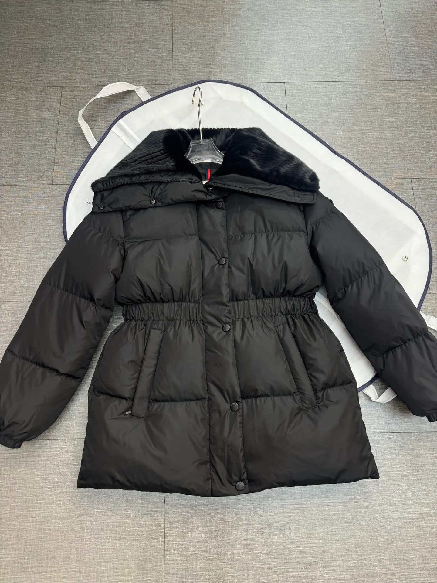 Moncler 24New Arrival New Arrival ， New Arrival。 Sizes：0.1.2 3 ：Black